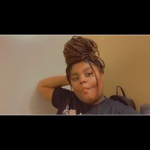 Meet your Posher, Melanie